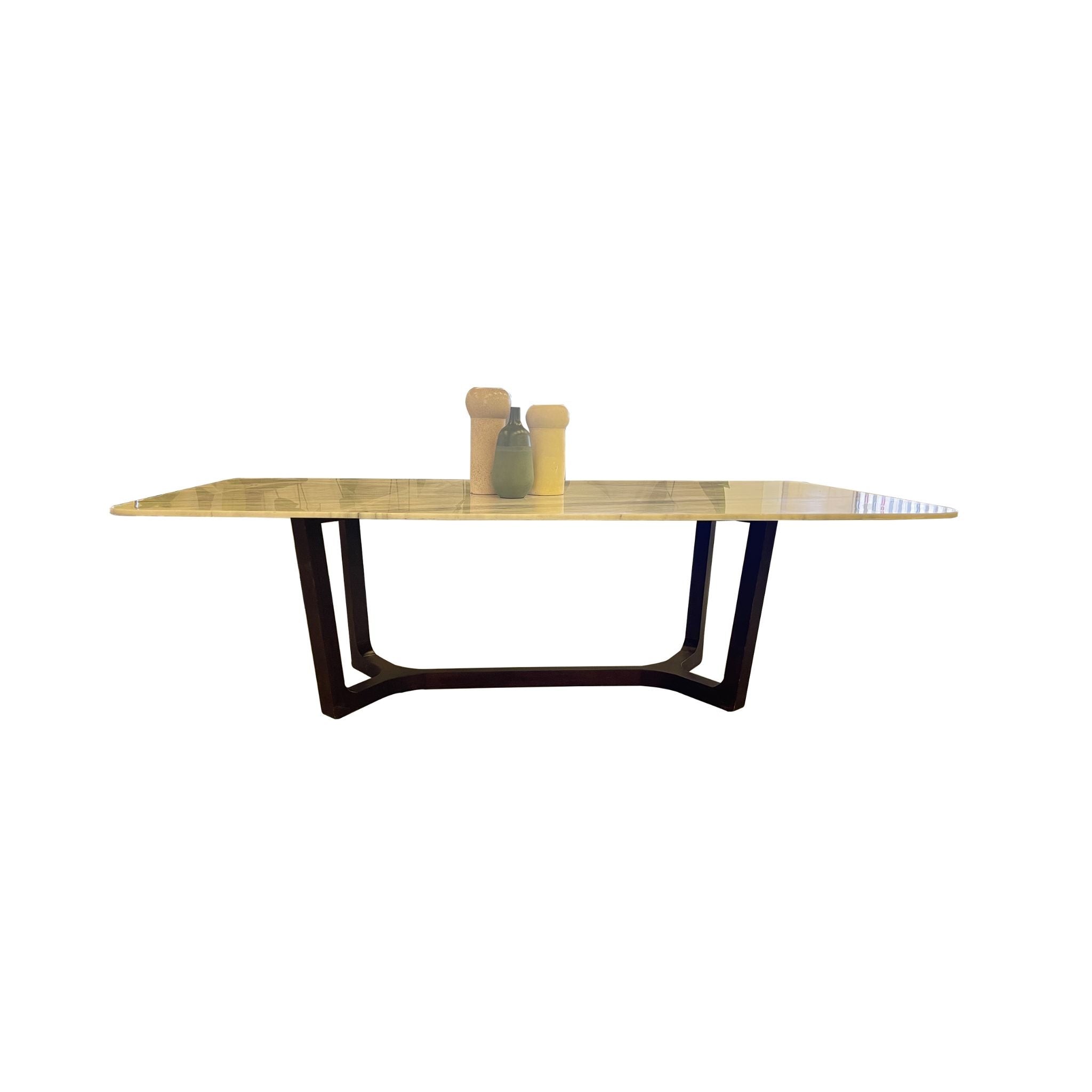 Spin Dining Table