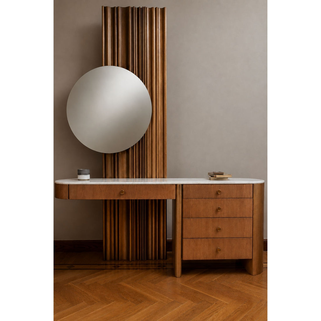 Aeroloom Dresser